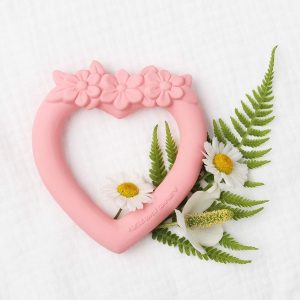TRSHPI10-LR-1-Teething-ring--Sweet-heart.jpg